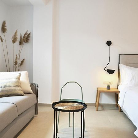 Iades Suites Afytos Phòng bức ảnh