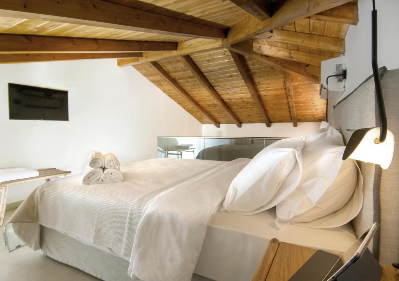 Iades Suites Afytos Ngoại thất bức ảnh