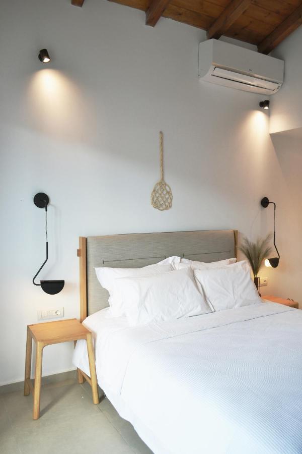 Iades Suites Afytos Ngoại thất bức ảnh