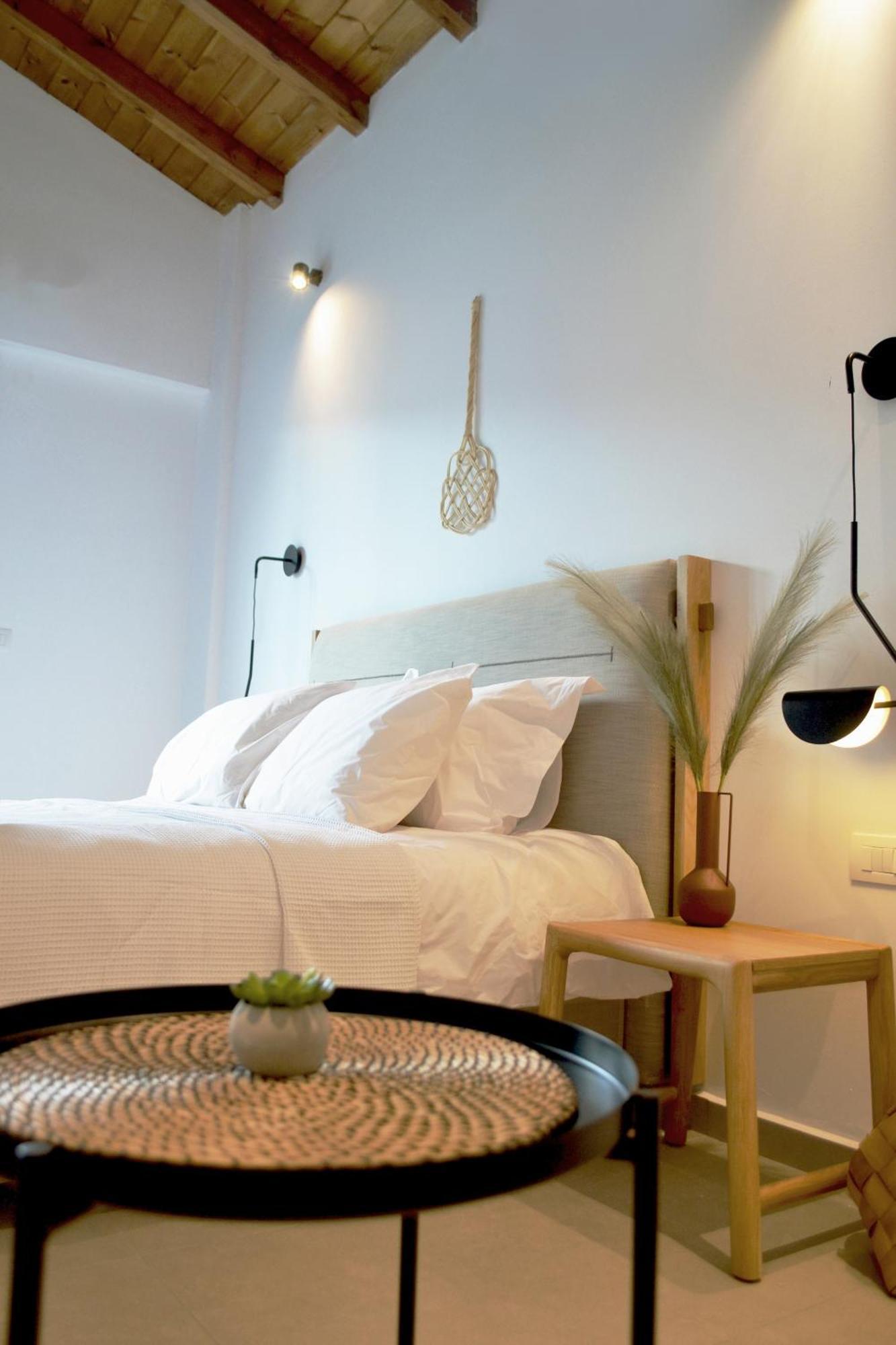 Iades Suites Afytos Phòng bức ảnh